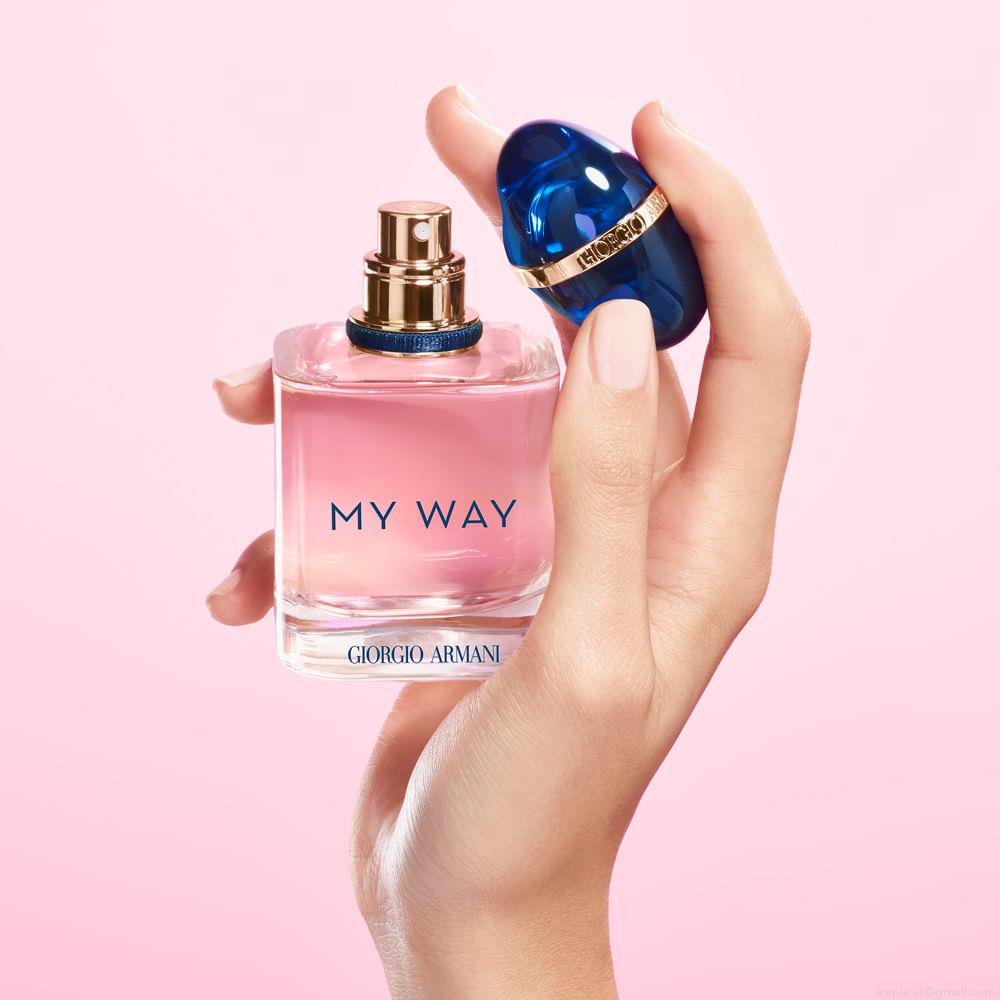 Perfume Giorgio Armani My Way Feminino Eau de Parfum Recarregável 90 ml Perfume Giorgio Armani My Way Feminino Eau de Parfum Recarregável 90 ml