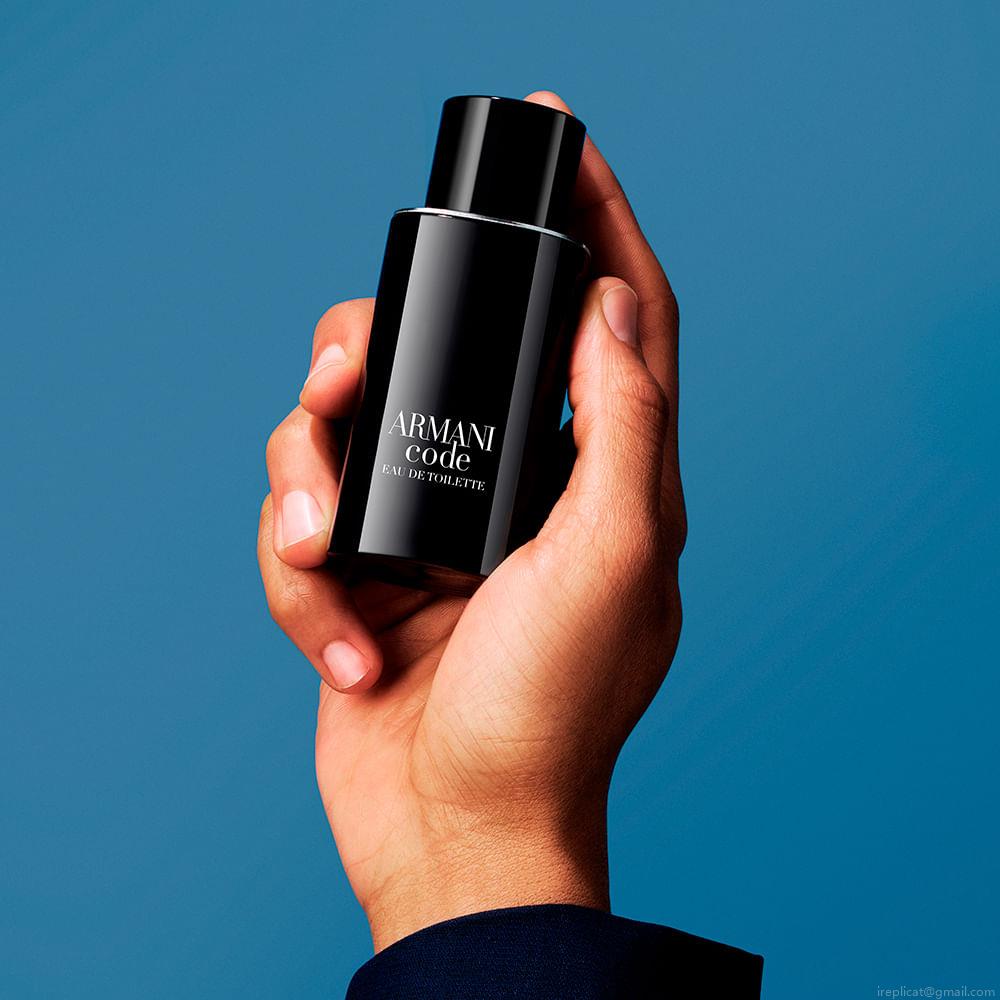 Perfume Giorgio Armani Code Masculino Eau de Toilette Recarregável 200 ml Perfume Giorgio Armani Code Masculino Eau de Toilette Recarregável 200 ml