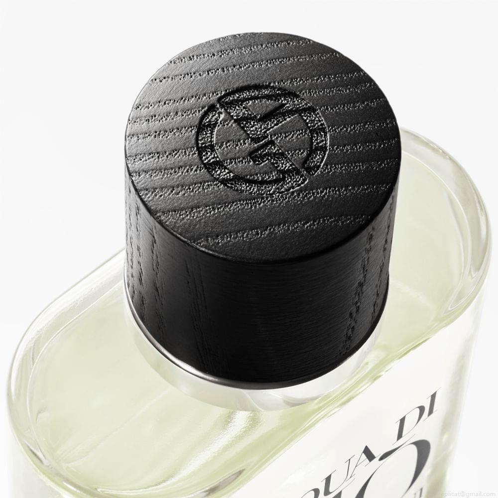 Perfume Giorgio Armani Acqua Di Giò Masculino Eau de Parfum 200 ml Perfume Giorgio Armani Acqua Di Giò Masculino Eau de Parfum 200 ml