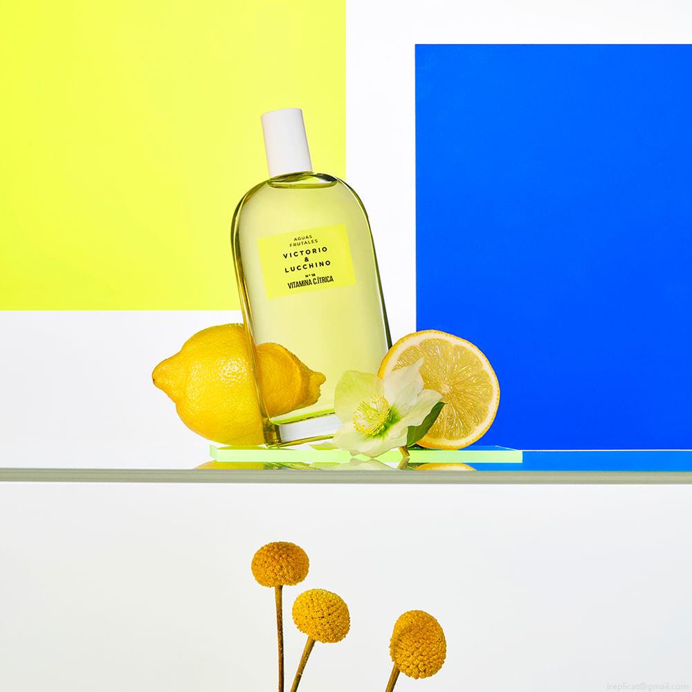 Perfume Victorio & Lucchino Águas Frutales Nº 18 Vitamina Cítrica Feminino Eau de Toilette 150 ml Perfume Victorio & Lucchino Águas Frutales Nº 18 Vitamina Cítrica Feminino Eau de Toilette 150 ml