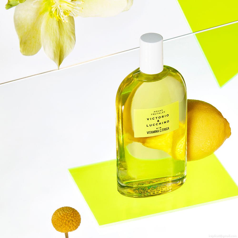Perfume Victorio & Lucchino Águas Frutales Nº 18 Vitamina Cítrica Feminino Eau de Toilette 150 ml Perfume Victorio & Lucchino Águas Frutales Nº 18 Vitamina Cítrica Feminino Eau de Toilette 150 ml