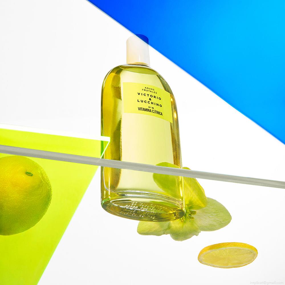 Perfume Victorio & Lucchino Águas Frutales Nº 18 Vitamina Cítrica Feminino Eau de Toilette 150 ml Perfume Victorio & Lucchino Águas Frutales Nº 18 Vitamina Cítrica Feminino Eau de Toilette 150 ml