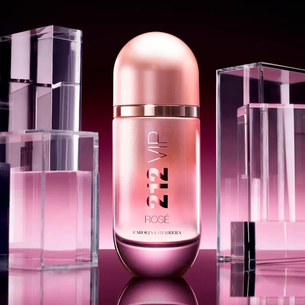 Perfume Carolina Herrera 212 Vip Rosé Elixir Feminino Eau de Parfum 50 ml Perfume Carolina Herrera 212 Vip Rosé Elixir Feminino Eau de Parfum 50 ml