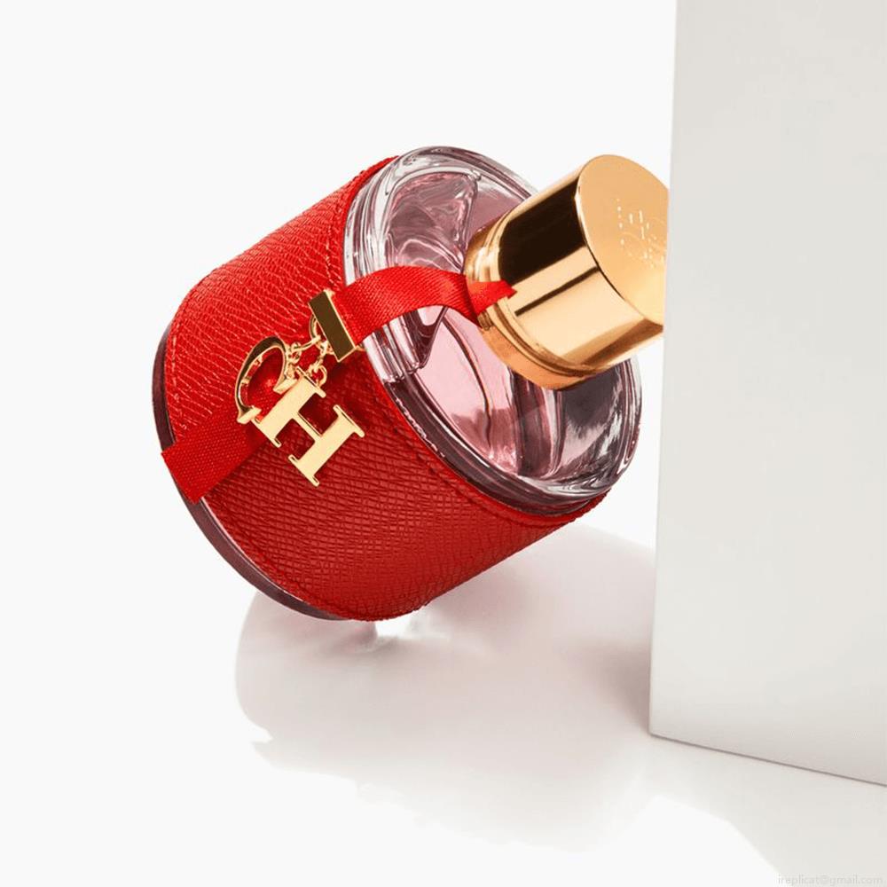 Perfume Carolina Herrera CH Women Feminino Eau de Toilette 30 ml Perfume Carolina Herrera CH Women Feminino Eau de Toilette 30 ml