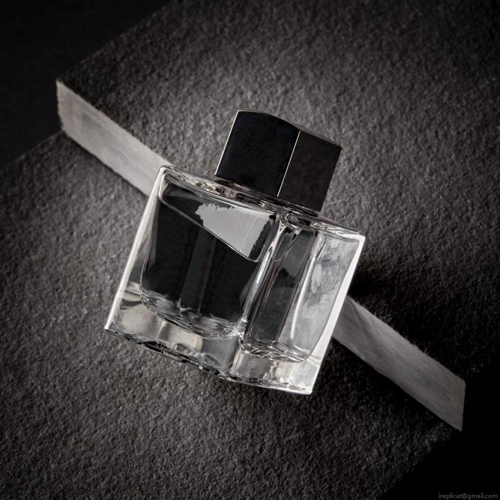Perfume Banderas Seduction in Black Masculino Eau de Toilette 100 ml Perfume Banderas Seduction in Black Masculino Eau de Toilette 100 ml