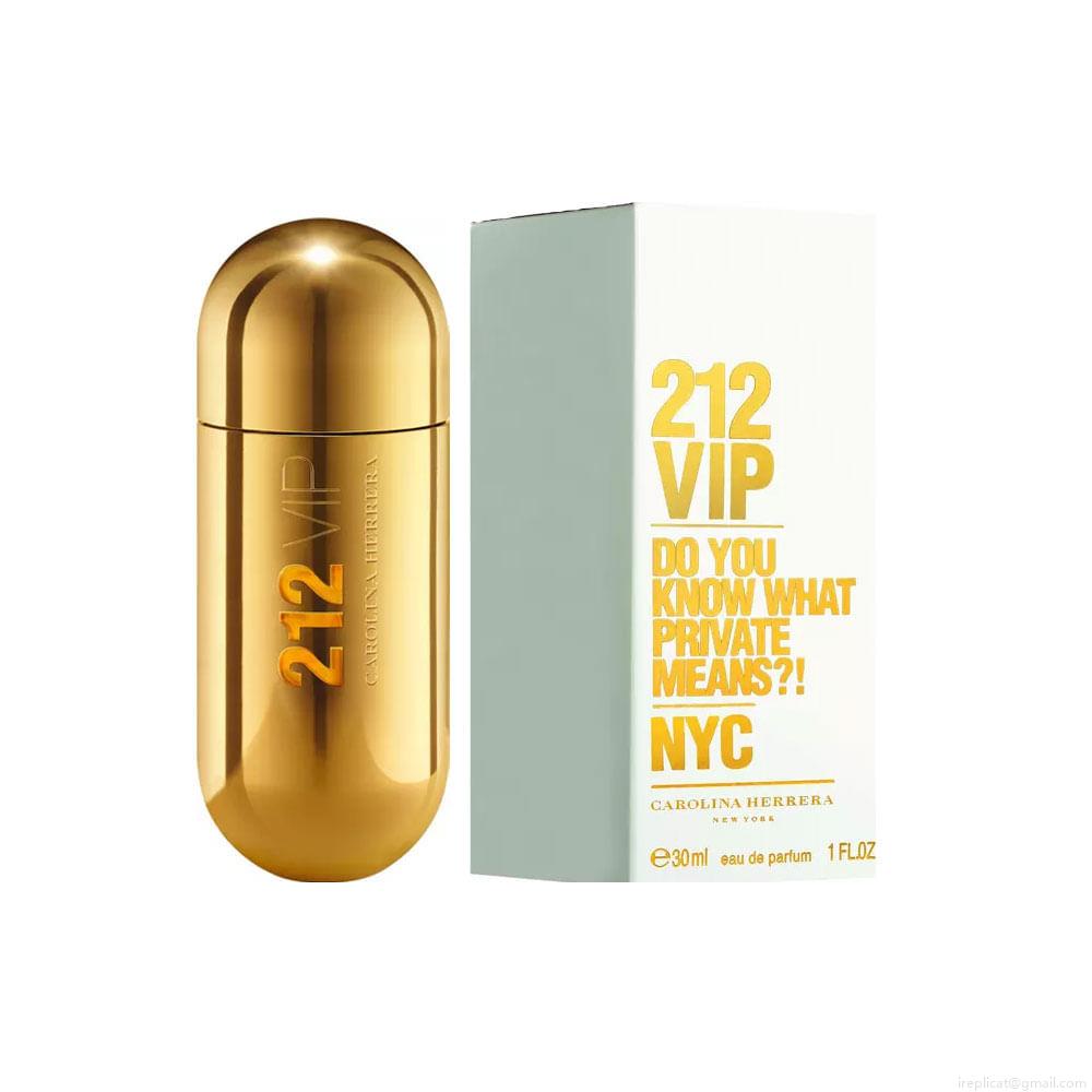 Perfume Carolina Herrera 212 Vip Feminino Eau de Parfum 30 ml Perfume Carolina Herrera 212 Vip Feminino Eau de Parfum 30 ml