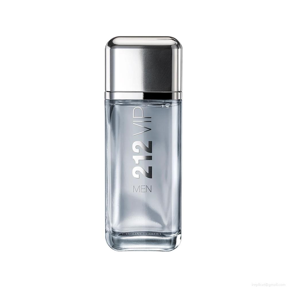 Perfume Carolina Herrera 212 Vip Men Masculino Eau de Toilette 200 ml Perfume Carolina Herrera 212 Vip Men Masculino Eau de Toilette 200 ml