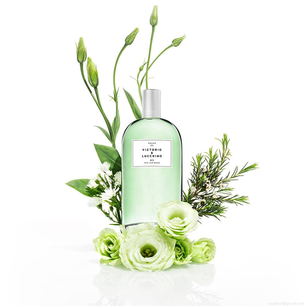 Perfume Victorio & Lucchino Iris Luminoso Feminino Eau de Toilette 150 ml Perfume Victorio & Lucchino Iris Luminoso Feminino Eau de Toilette 150 ml