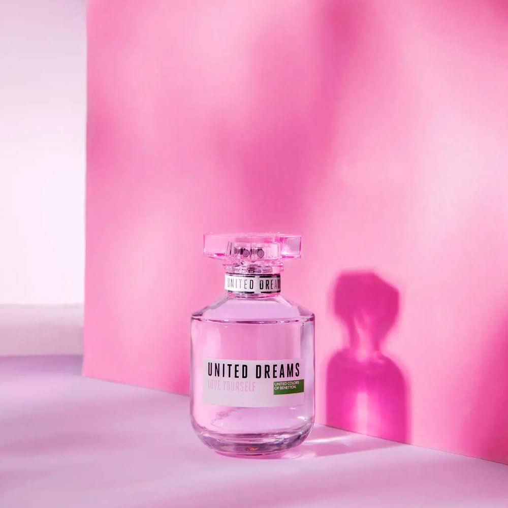 Perfume Benetton United Dreams Love Yourself Feminino Eau de Toilette 50 ml Perfume Benetton United Dreams Love Yourself Feminino Eau de Toilette 50 ml