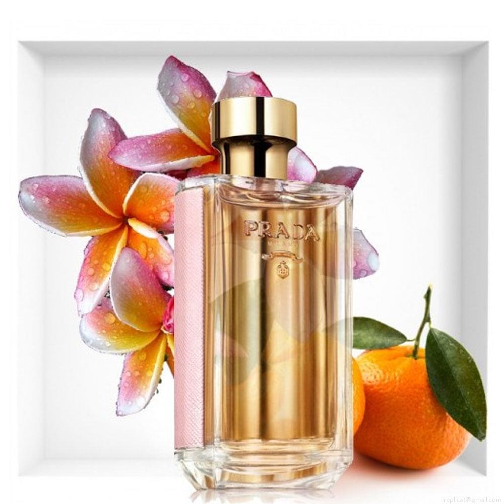 Perfume Prada La Femme Feminino Eau de Parfum 100 ml Perfume Prada La Femme Feminino Eau de Parfum 100 ml