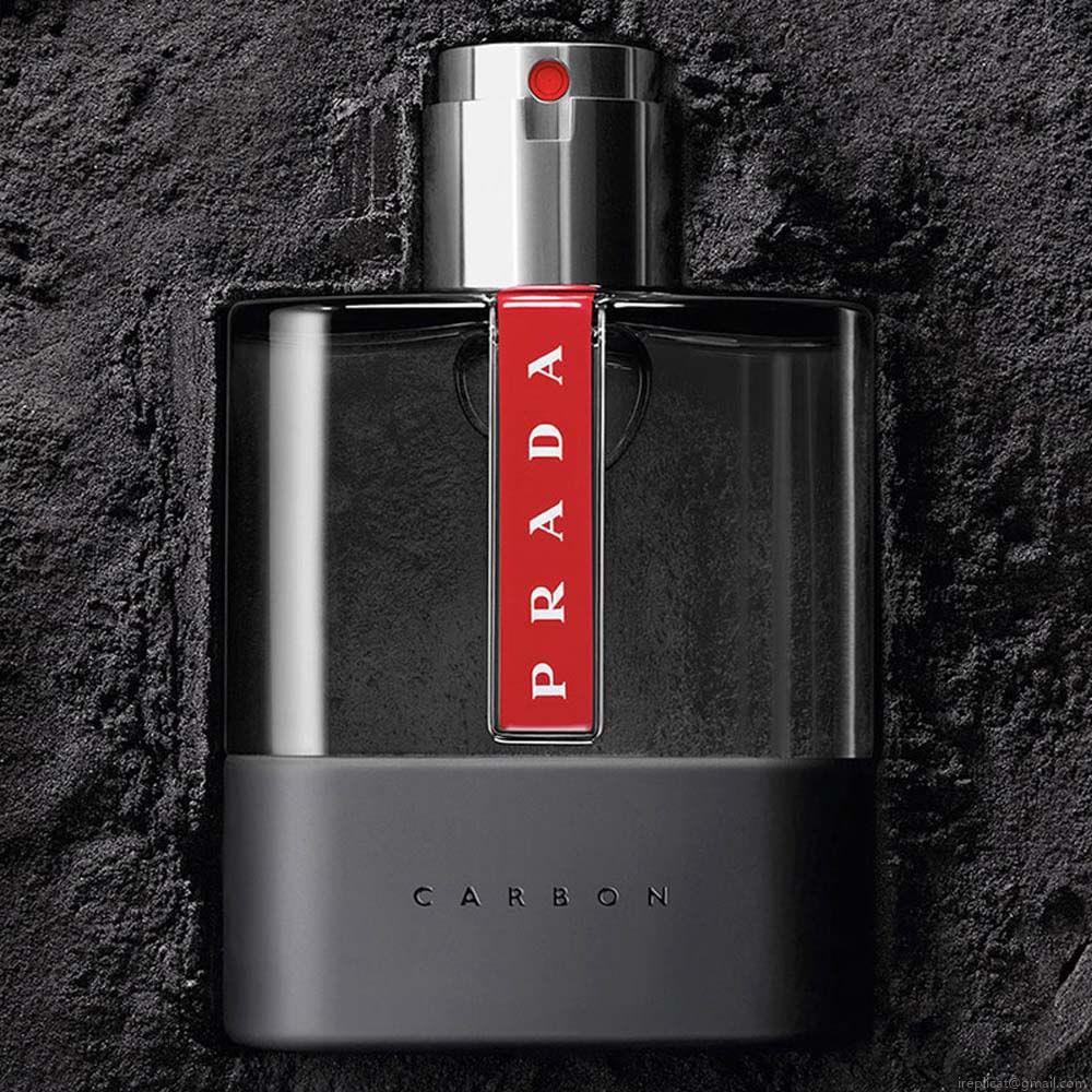 Perfume Prada Luna Rossa Carbon Masculino Eau de Toilette 150 ml Perfume Prada Luna Rossa Carbon Masculino Eau de Toilette 150 ml