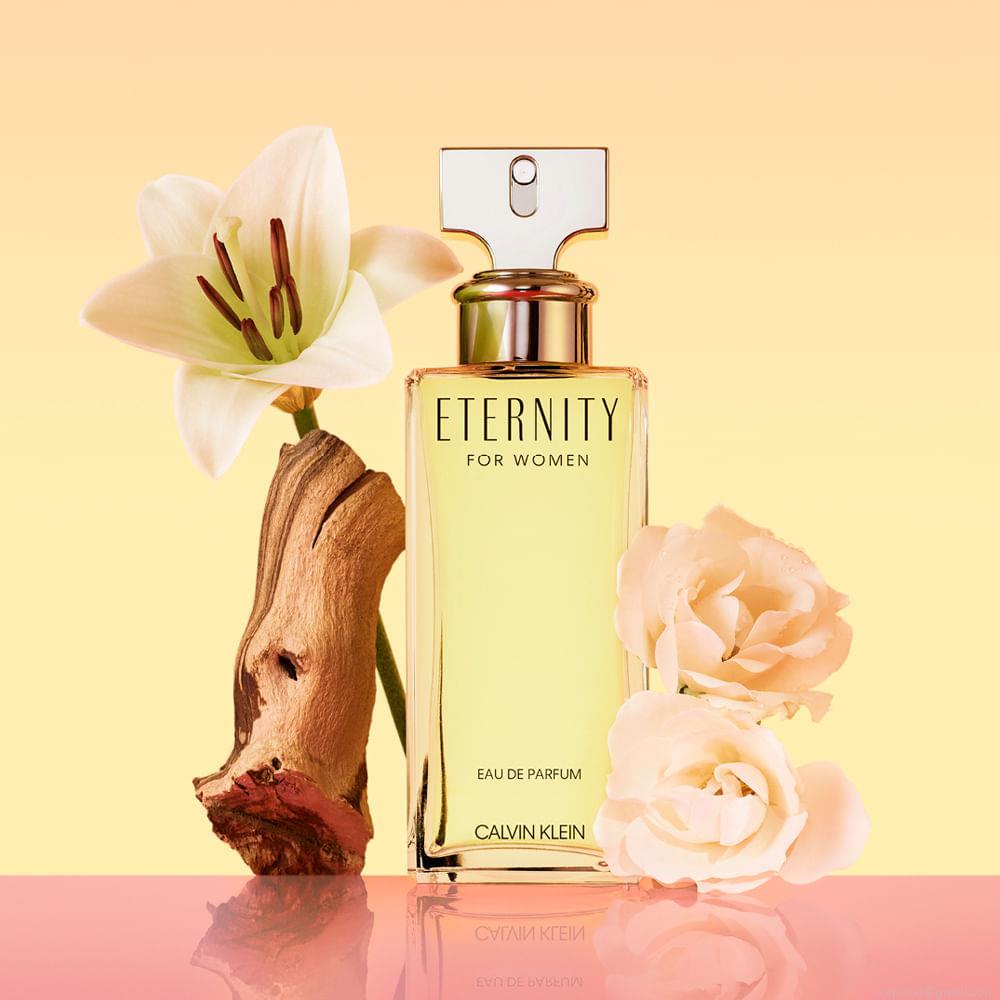 Perfume Calvin Klein Eternity Feminino Eau de Parfum 50 ml Perfume Calvin Klein Eternity Feminino Eau de Parfum 50 ml