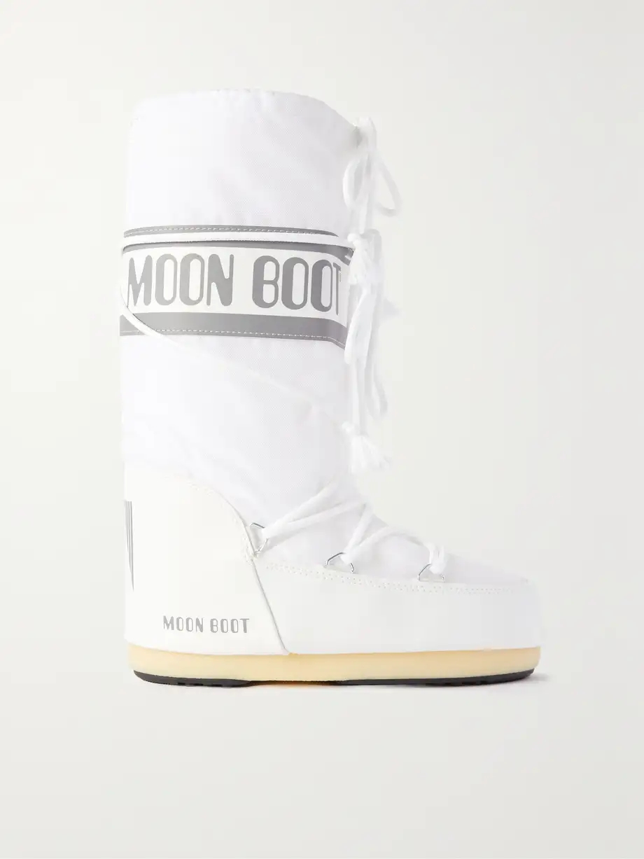Icon shell and faux leather snow boots Icon shell and faux leather snow boots