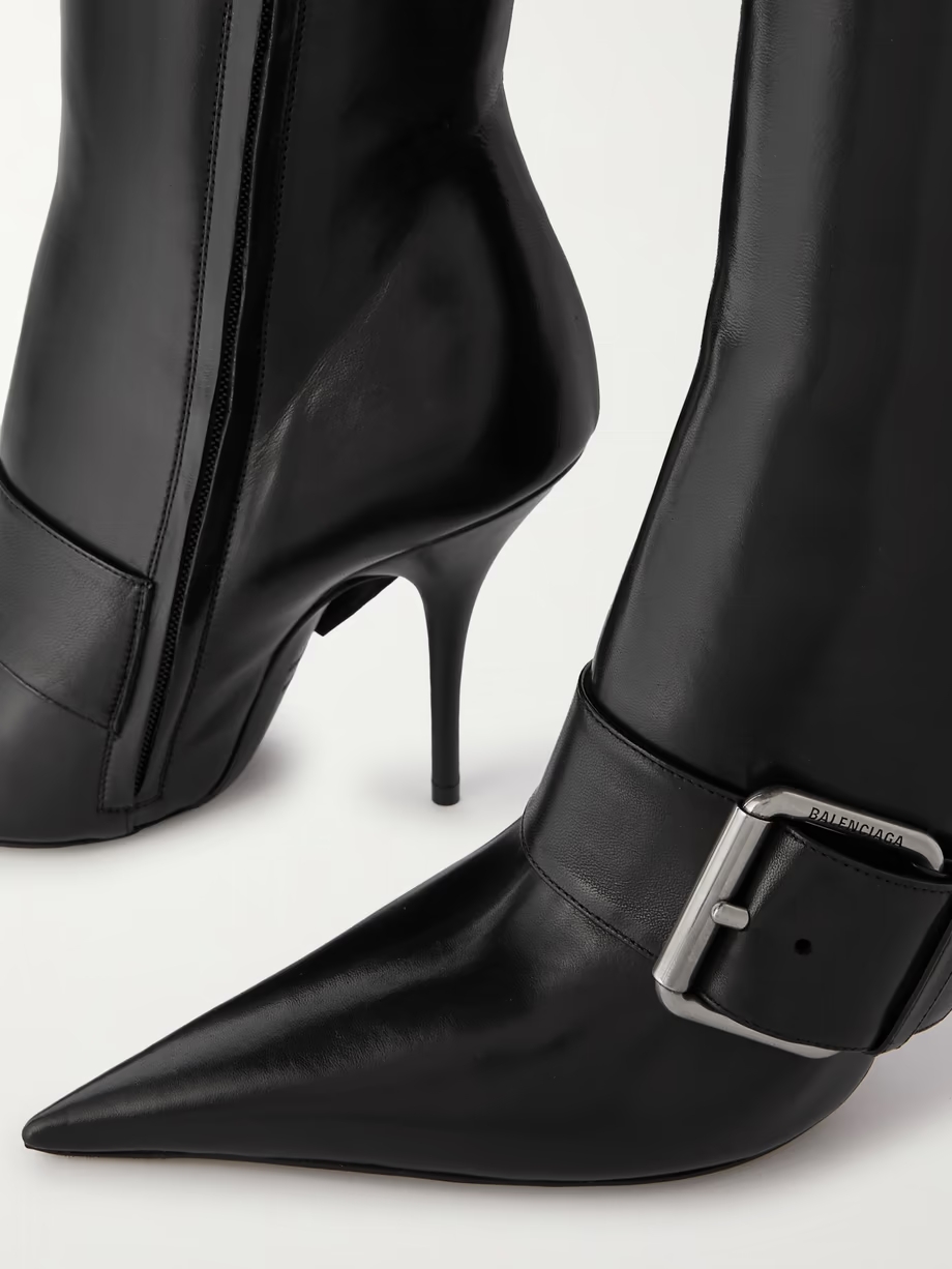 Knife buckled leather knee boots Knife buckled leather knee boots