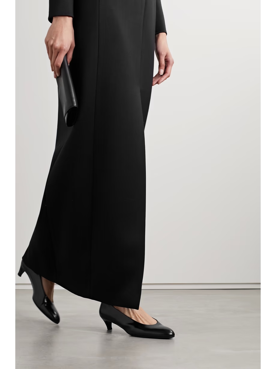Glossed-leather pumps Glossed-leather pumps