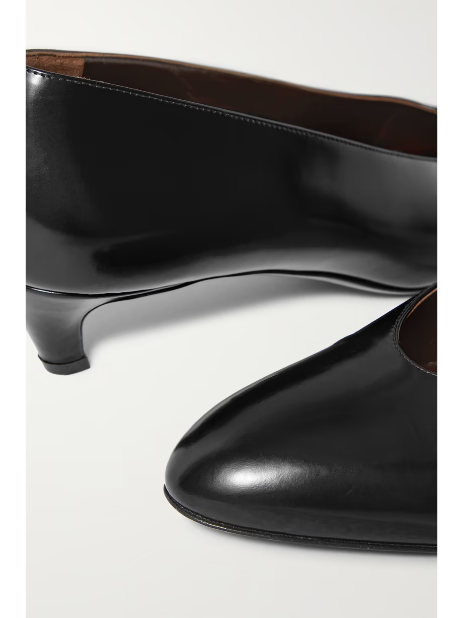 Glossed-leather pumps Glossed-leather pumps