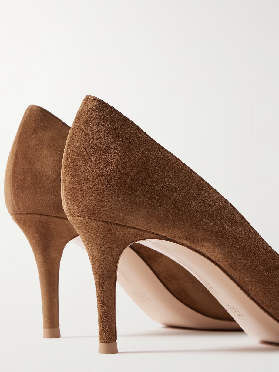 70 suede pumps 70 suede pumps