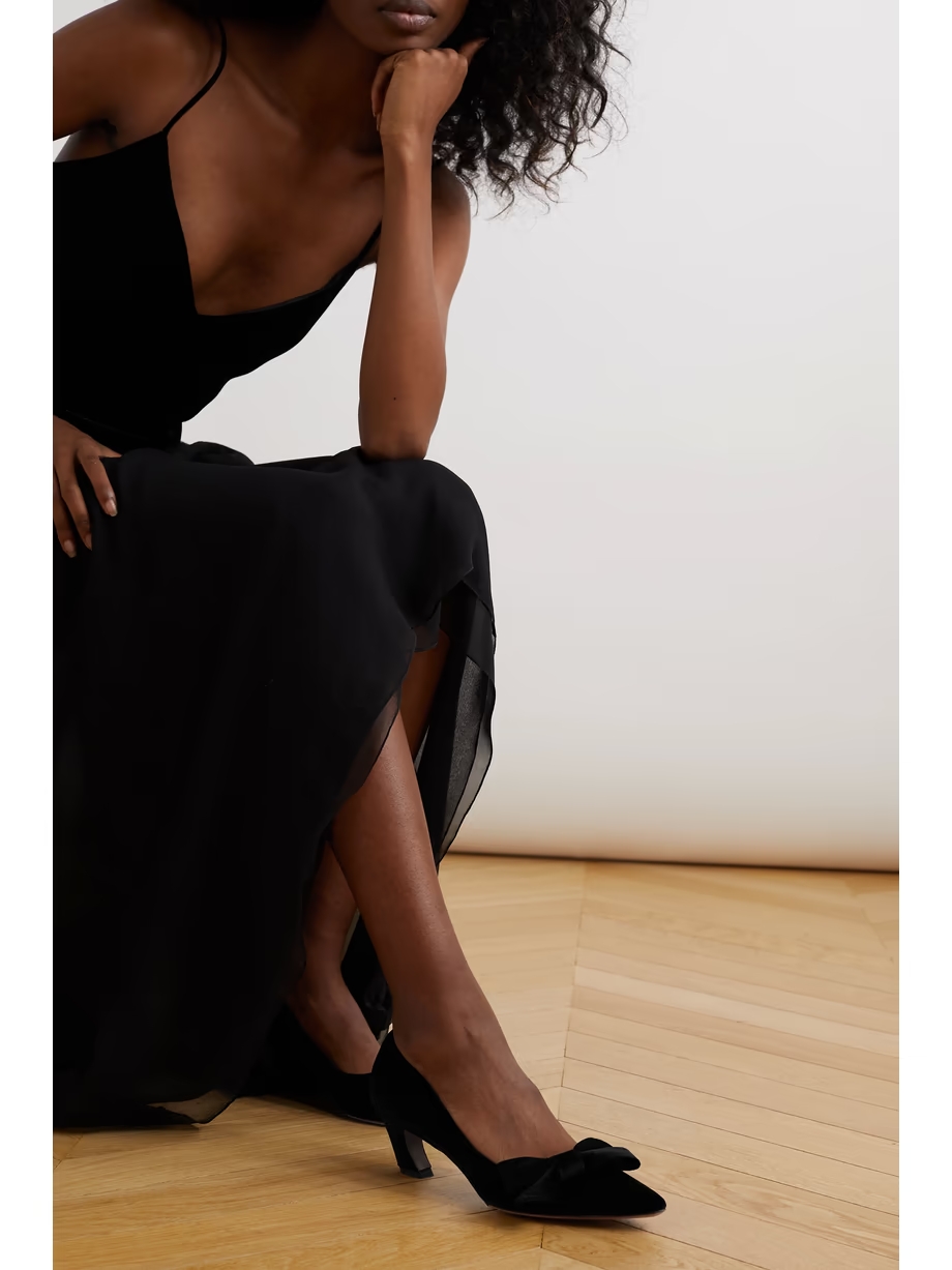 Oli bow-detailed velvet pumps Oli bow-detailed velvet pumps