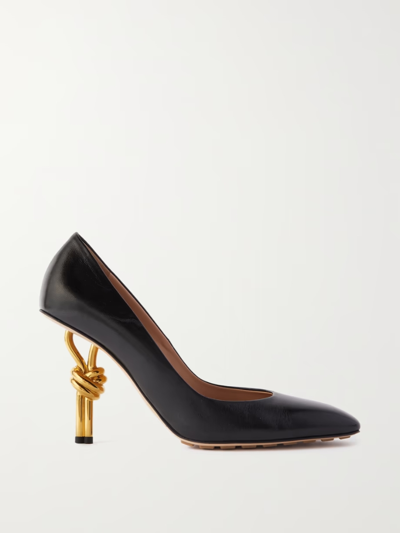Knot glossed-leather pumps Knot glossed-leather pumps