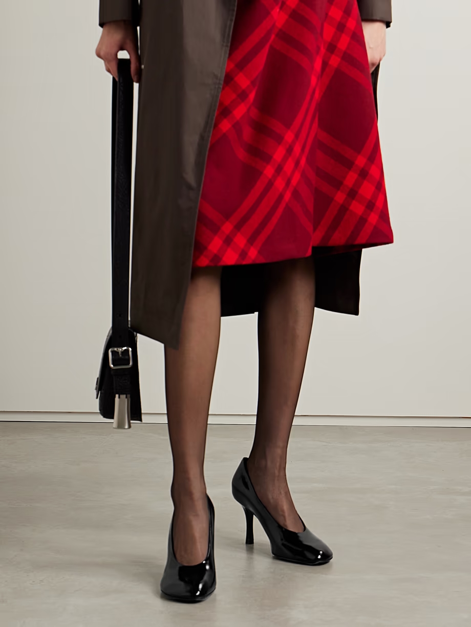 Glossed-leather pumps Glossed-leather pumps