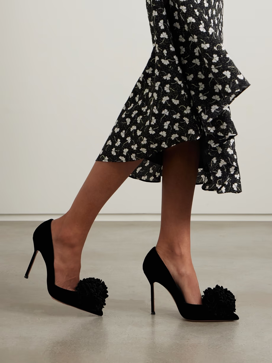 Couturier appliquéd velvet pumps Couturier appliquéd velvet pumps