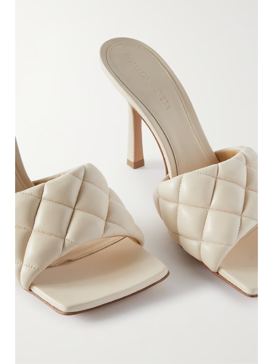 Embossed rubber slides Embossed rubber slides