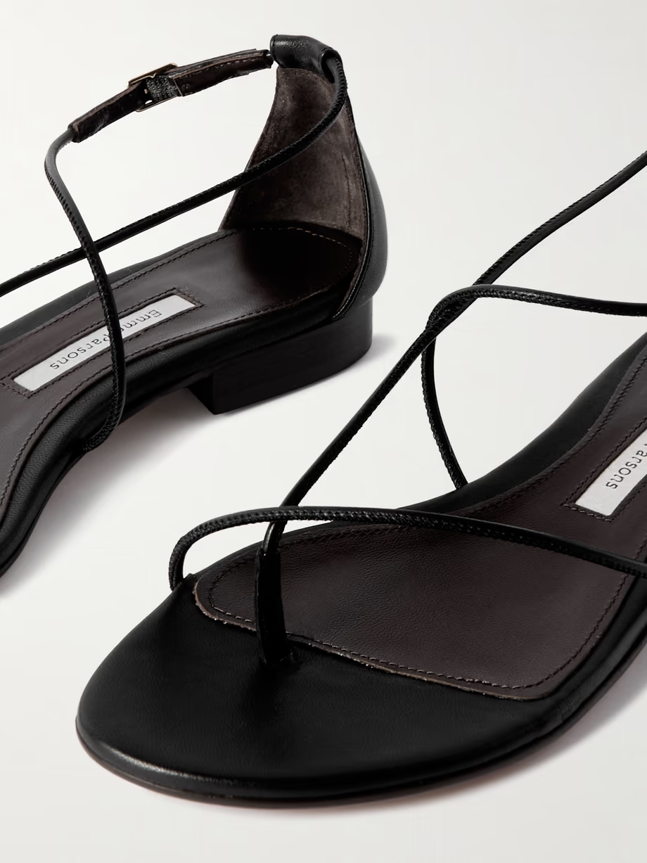 String leather sandals String leather sandals