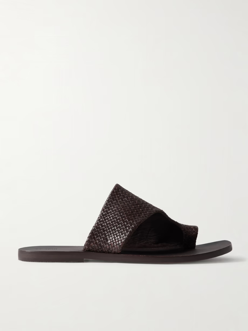 Asymmetric woven leather slides Asymmetric woven leather slides