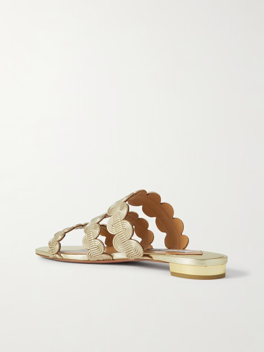 Wavy metallic leather slides Wavy metallic leather slides