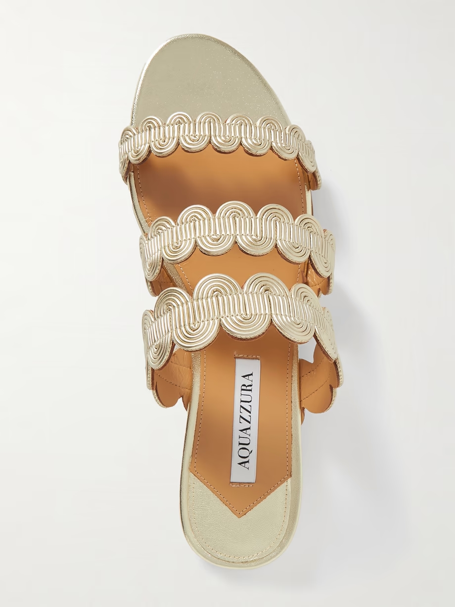 Wavy metallic leather slides Wavy metallic leather slides