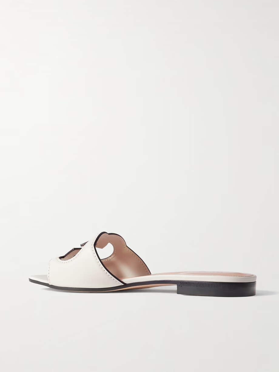 Cutout leather slides Cutout leather slides