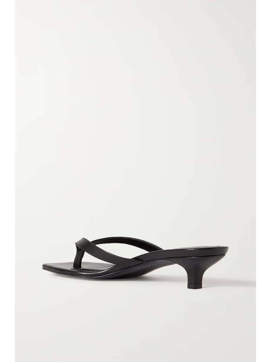 Leather flip flops Leather flip flops