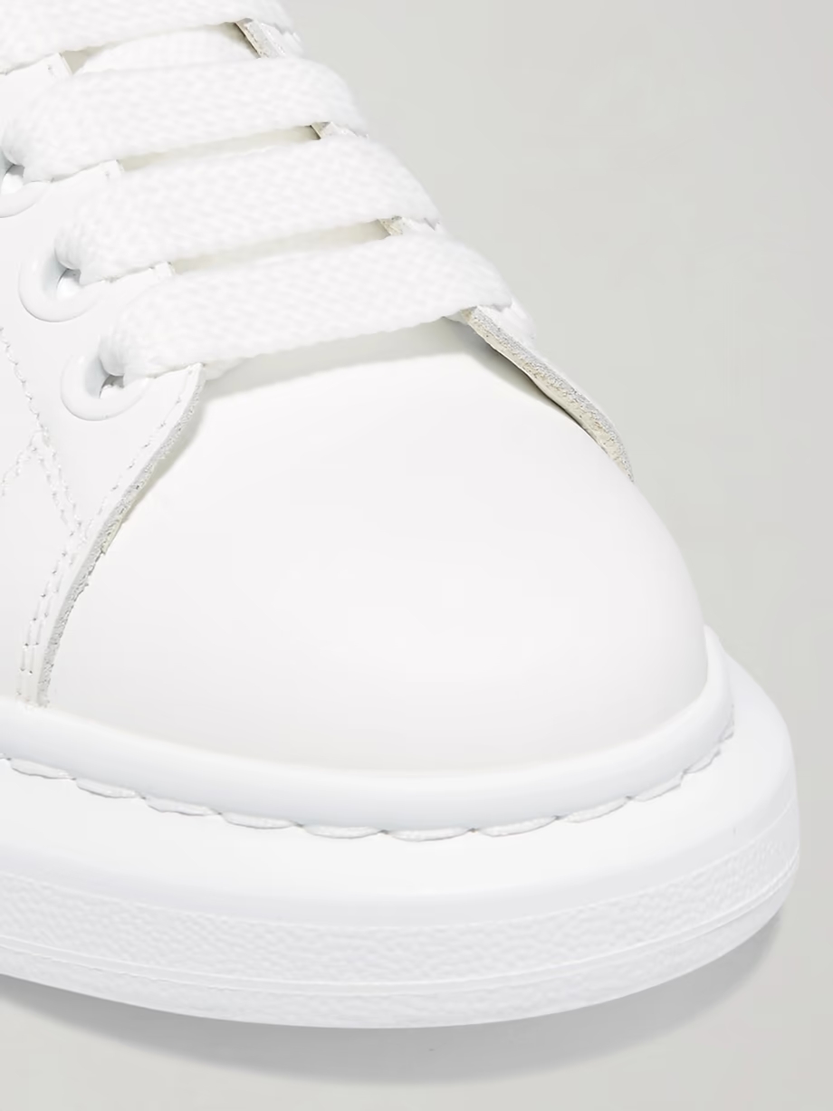 Metallic-trimmed leather exaggerated-sole sneakers Metallic-trimmed leather exaggerated-sole sneakers