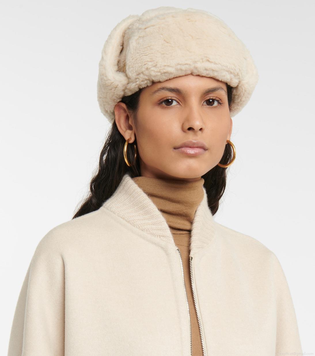 Loro PianaAlaskan cashmere and silk hat Loro PianaAlaskan cashmere and silk hat