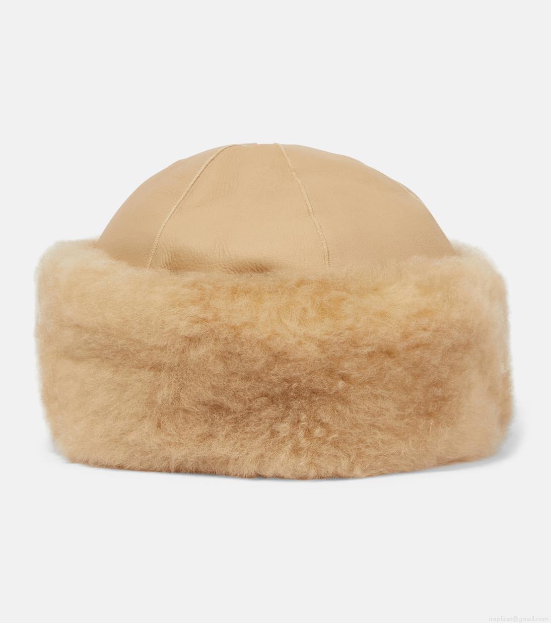 Loro PianaColbacco shearling and cashmere hat Loro PianaColbacco shearling and cashmere hat