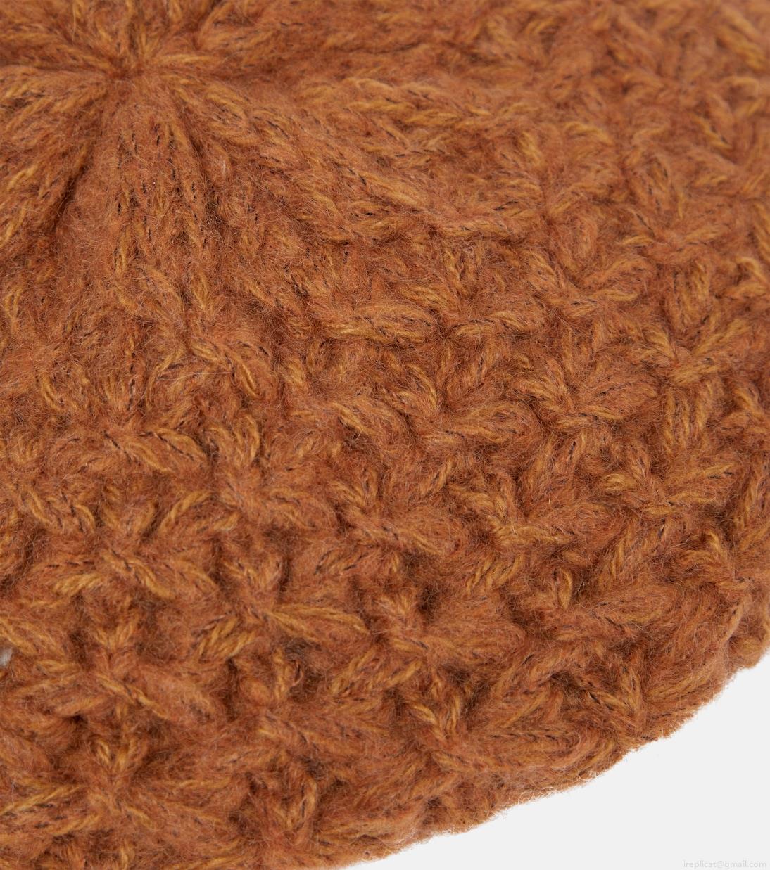 Loro PianaCashmere and silk knit beanie Loro PianaCashmere and silk knit beanie