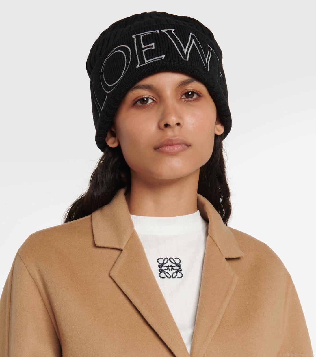 LoeweLogo ribbed wool beanie LoeweLogo ribbed wool beanie