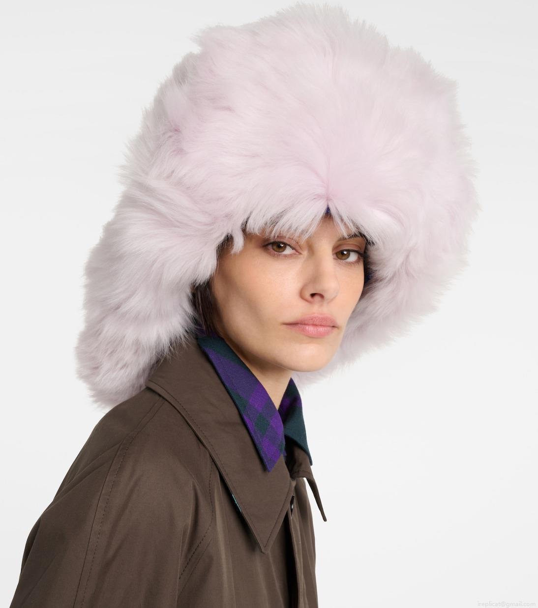 BurberryShearling hat BurberryShearling hat