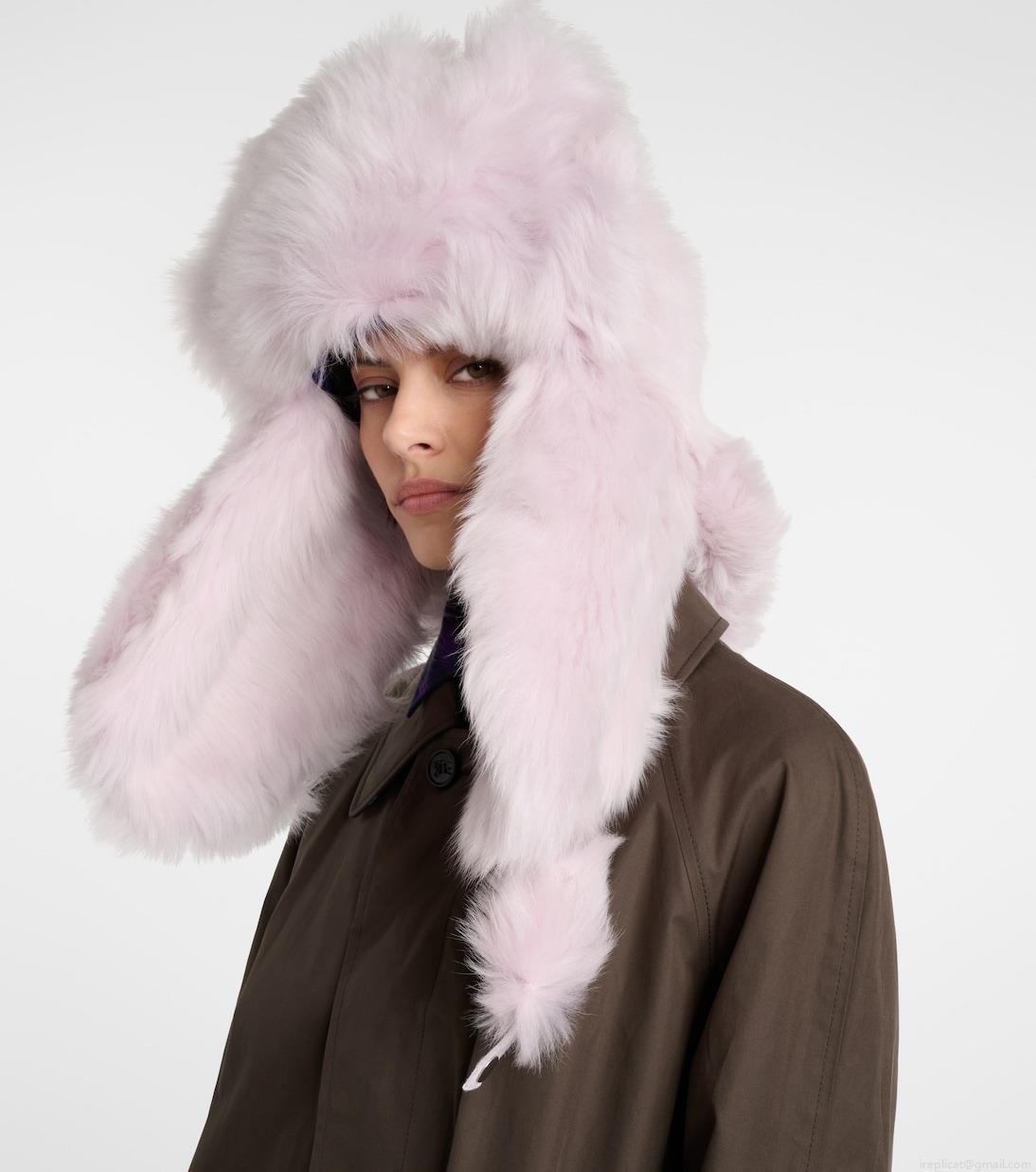 BurberryShearling hat BurberryShearling hat