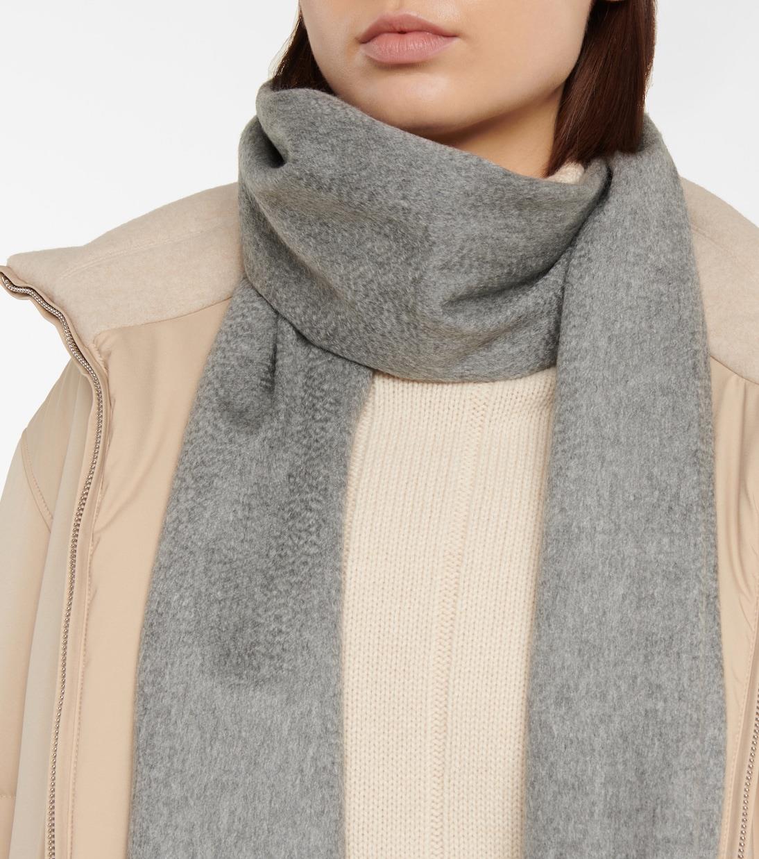 Loro PianaGrande Unita cashmere scarf Loro PianaGrande Unita cashmere scarf
