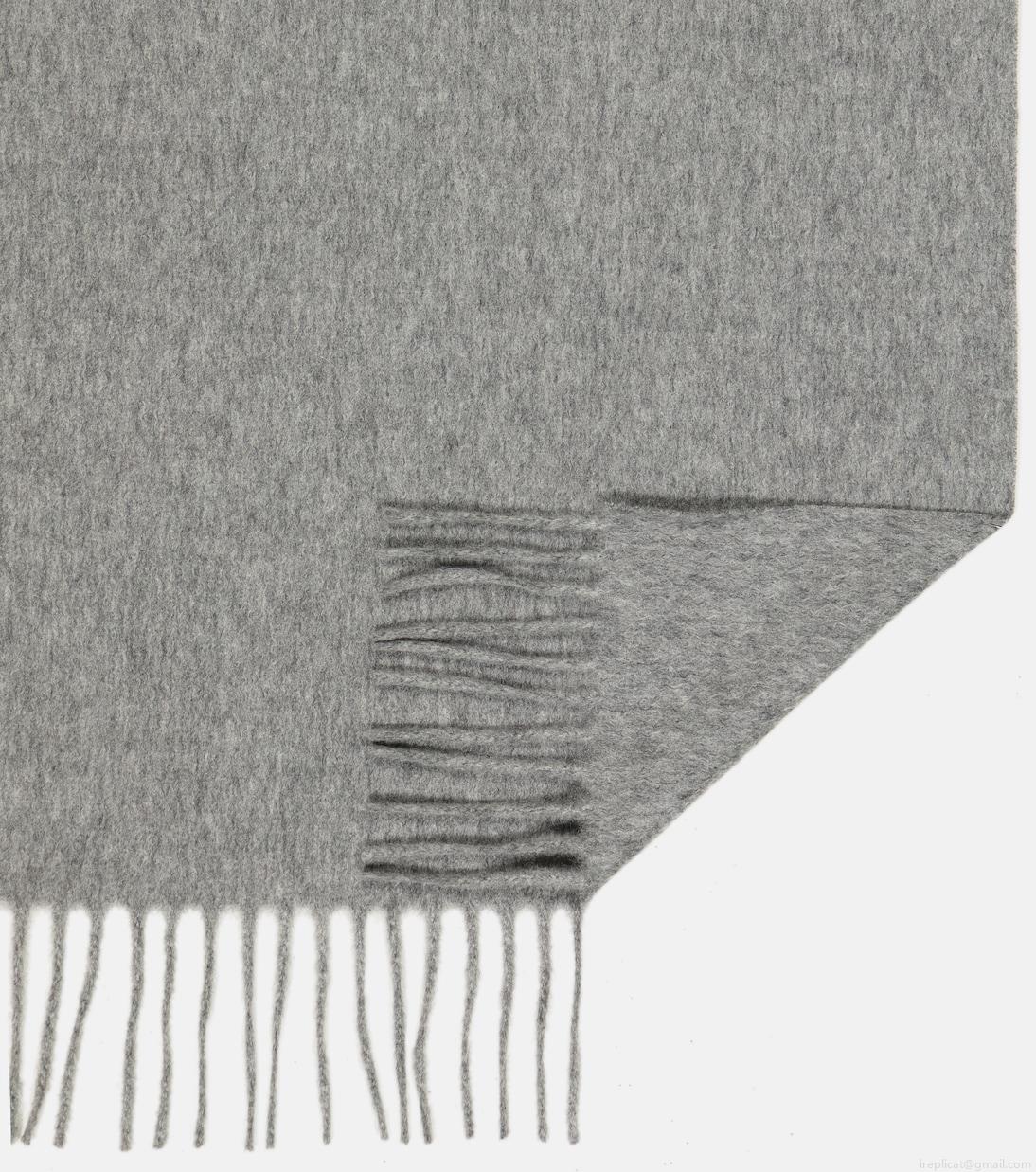 Loro PianaGrande Unita cashmere scarf Loro PianaGrande Unita cashmere scarf