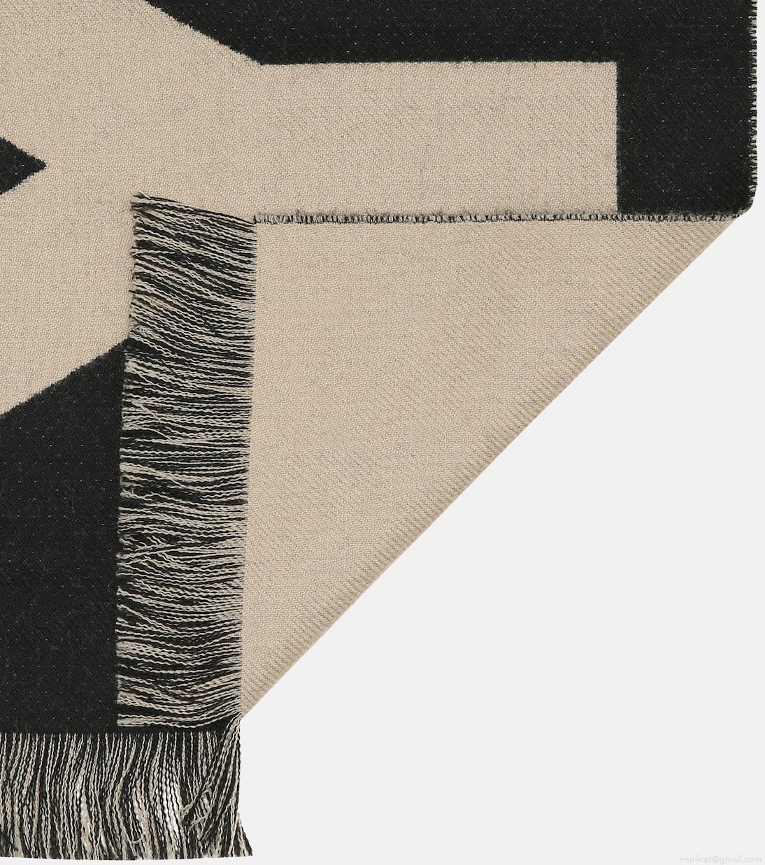 BurberryLogo wool scarf BurberryLogo wool scarf