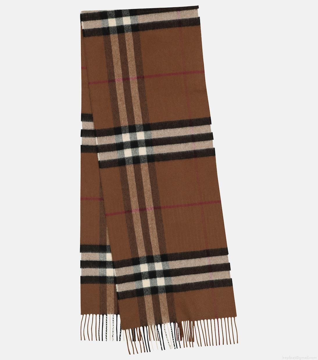 BurberryGiant Check cashmere scarf BurberryGiant Check cashmere scarf