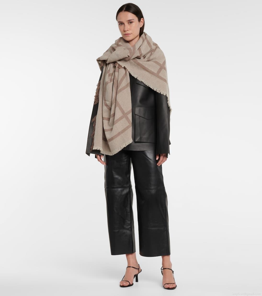 TotemeLogo wool and cashmere scarf TotemeLogo wool and cashmere scarf