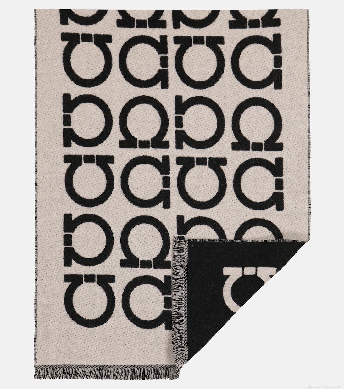FerragamoLogo wool scarf FerragamoLogo wool scarf