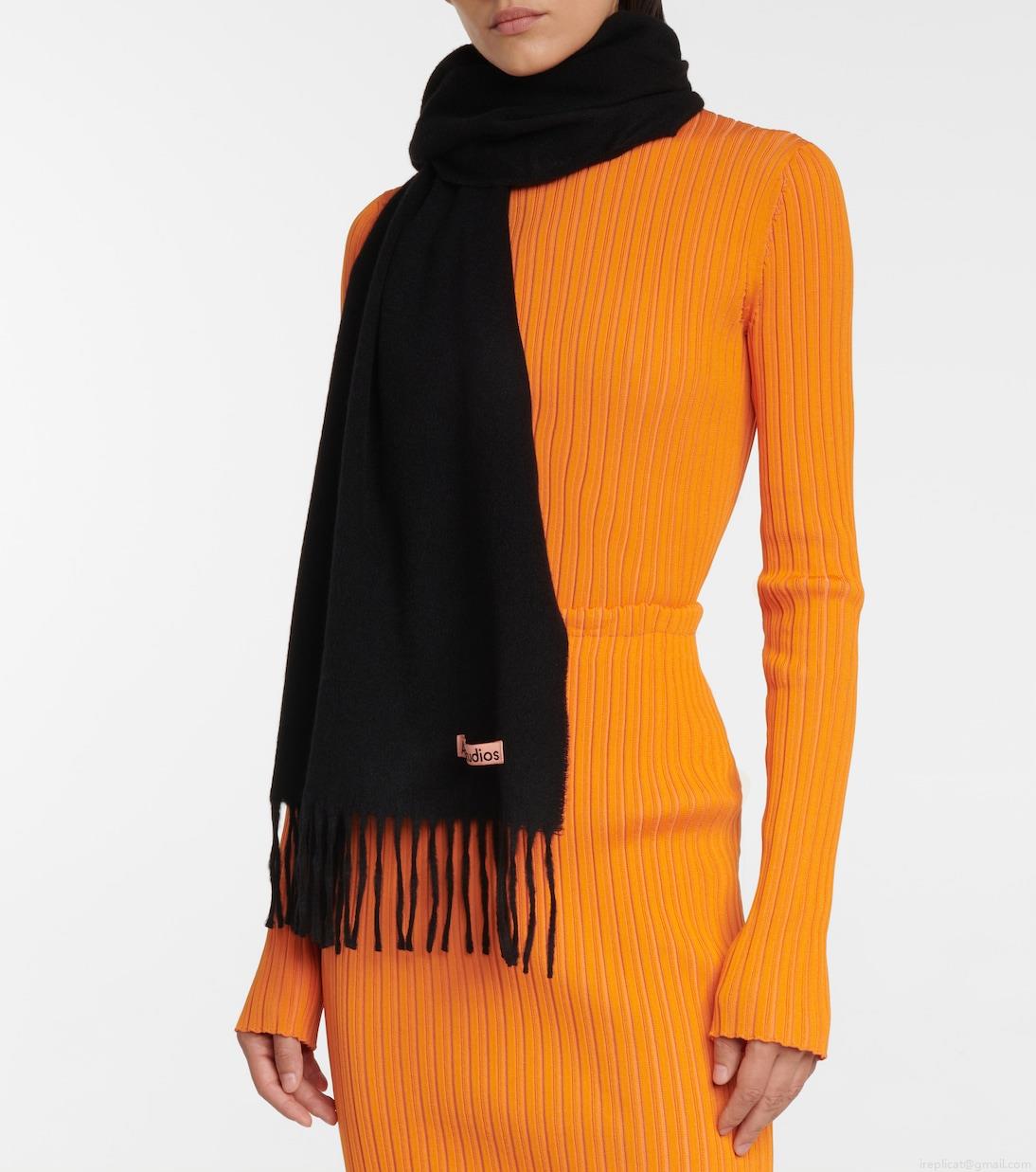 Acne StudiosCanada Narrow fringed cashmere scarf Acne StudiosCanada Narrow fringed cashmere scarf