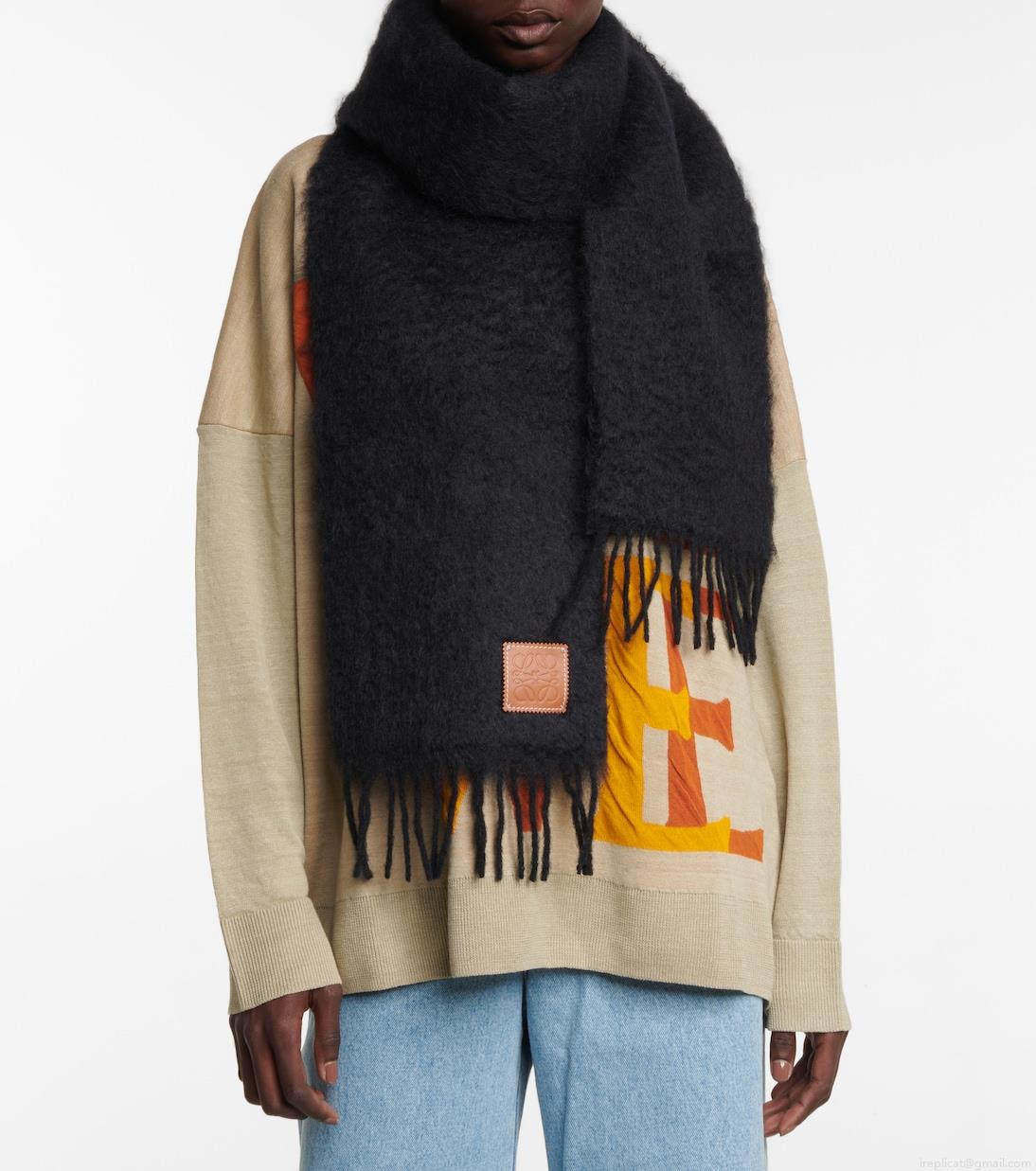 LoeweMohair and wool-blend scarf LoeweMohair and wool-blend scarf