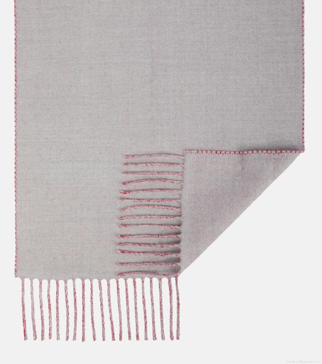 Alexander McQueenLogo wool scarf Alexander McQueenLogo wool scarf