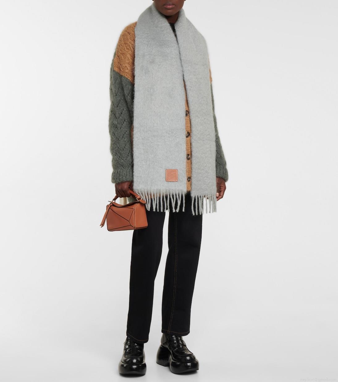 LoeweMohair and wool scarf LoeweMohair and wool scarf