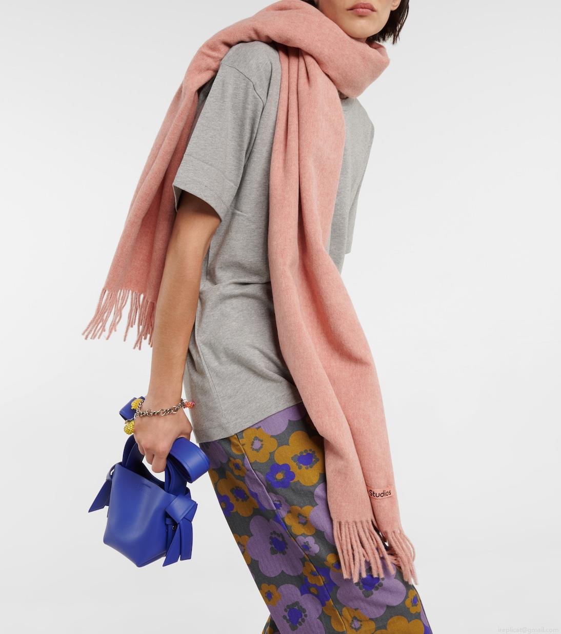 Acne StudiosCanada fringed wool scarf Acne StudiosCanada fringed wool scarf